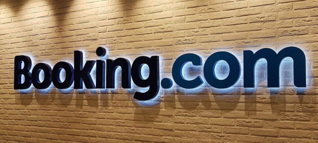 Is booking.com and Expedia the Same